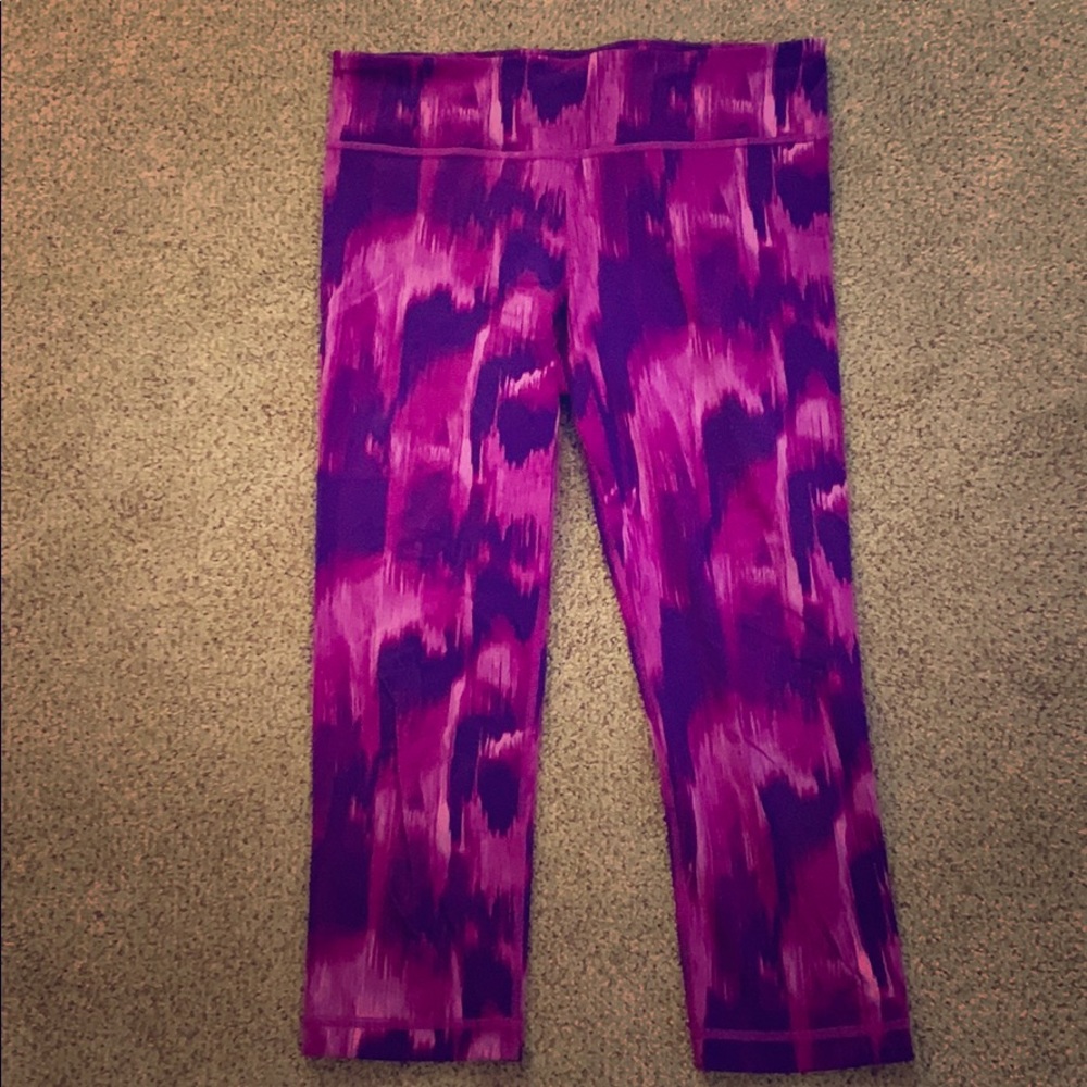 Under Armour tie die crop legging